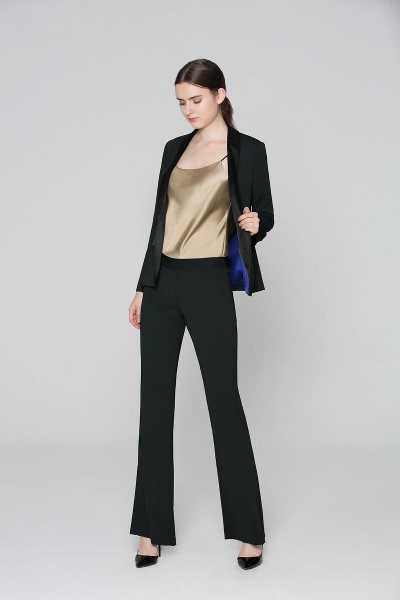 Taylor Fit & Flare Vented Leg Pant in Black